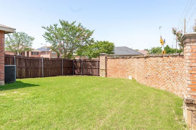 806 White Fields Way, Arlington, TX 76002