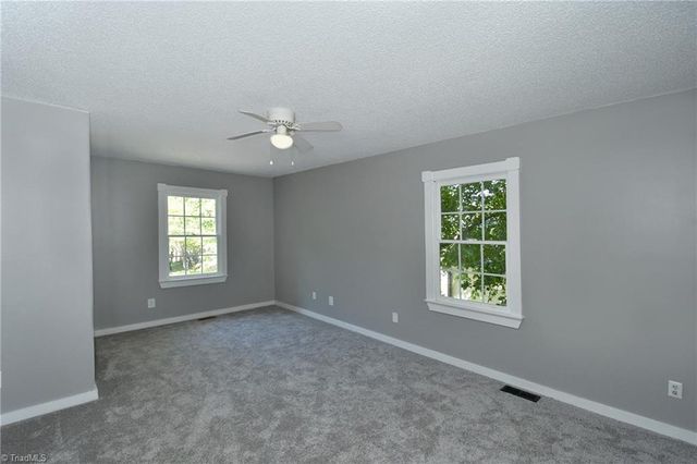 130 Sir Patricks Court, Clemmons, NC 27012