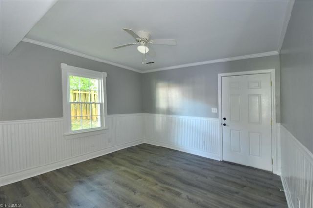 130 Sir Patricks Court, Clemmons, NC 27012