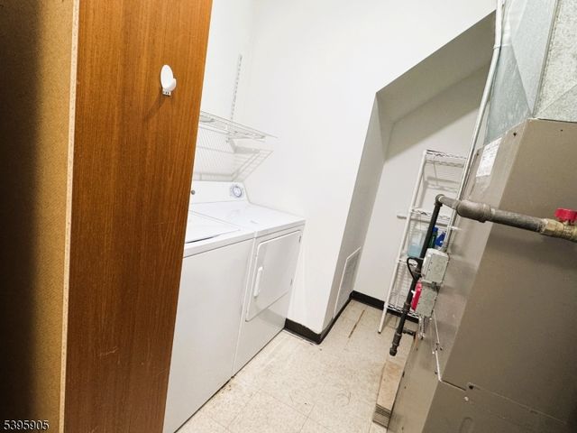 1 Lyon Ln 1, Franklin Twp., NJ 08823