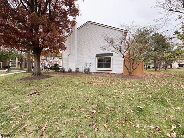 1 Lyon Ln 1, Franklin Twp., NJ 08823