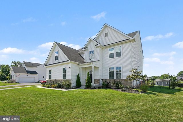 1165 MARIWILL DR, Quakertown, PA 18951