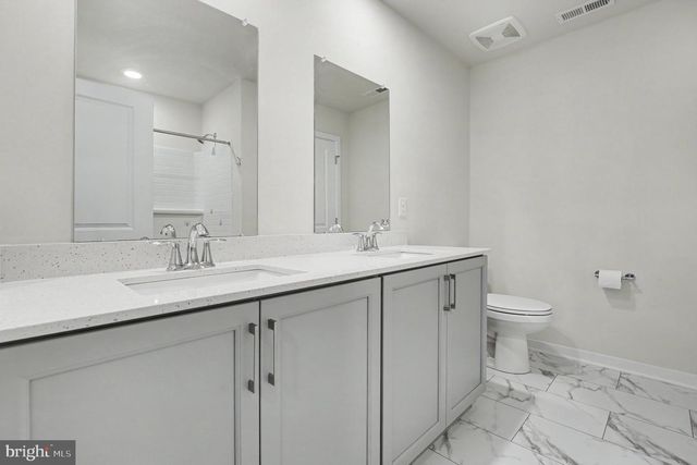 1165 MARIWILL DR, Quakertown, PA 18951