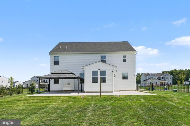 1165 MARIWILL DR, Quakertown, PA 18951