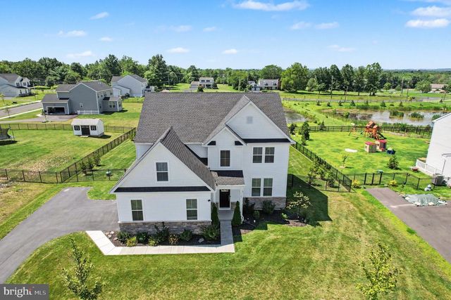 1165 MARIWILL DR, Quakertown, PA 18951