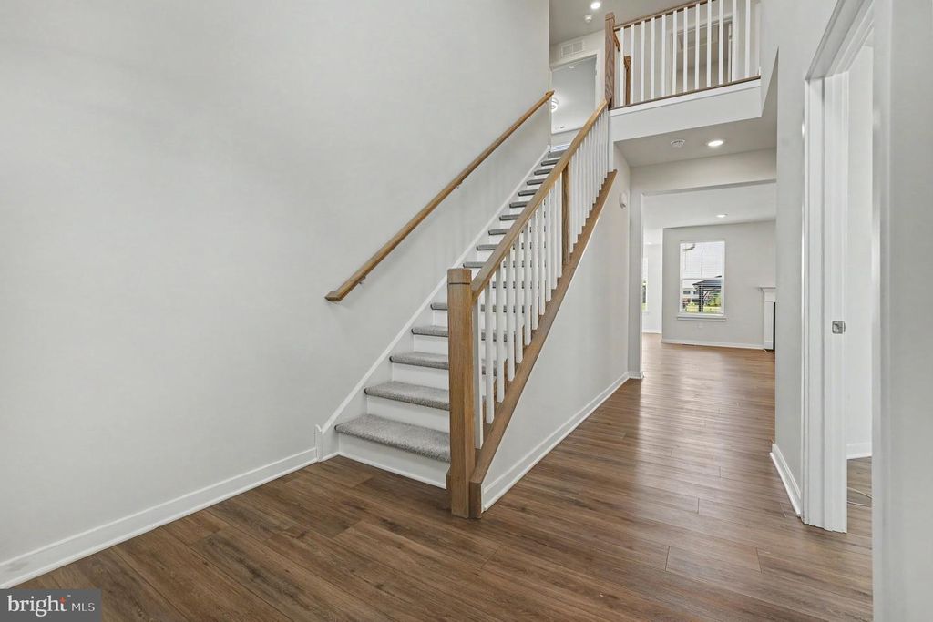 1165 MARIWILL DR, QUAKERTOWN, PA 18951 — photo 5