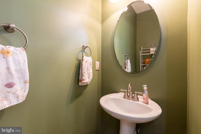 112 MONET CIR, Wilmington, DE 19808