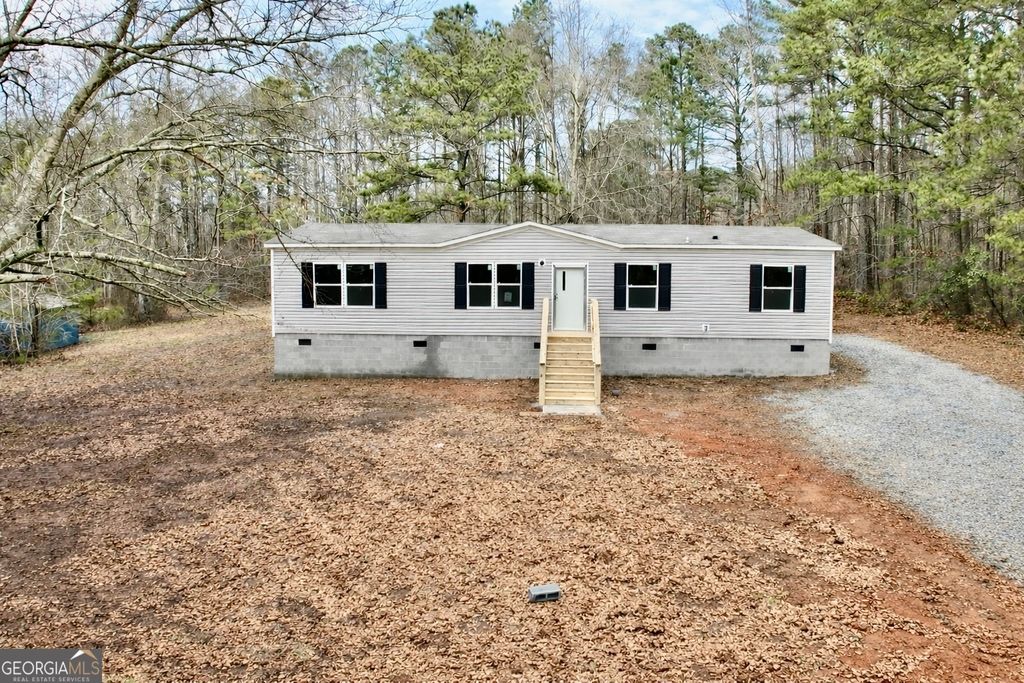 134 Robinson Street, Waco, GA 30182