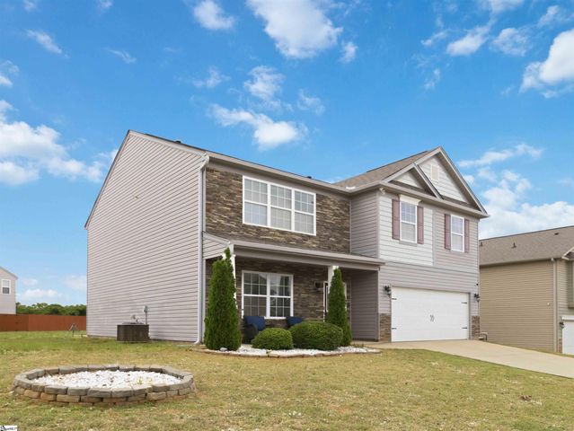 322 Hartleigh Drive, Lyman, SC 29365