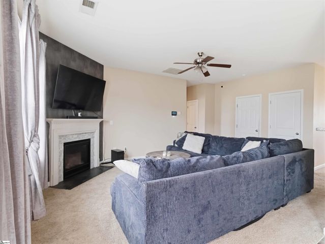 322 Hartleigh Drive, Lyman, SC 29365