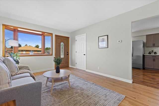 605 Sherman AVENUE, South Milwaukee, WI 53172