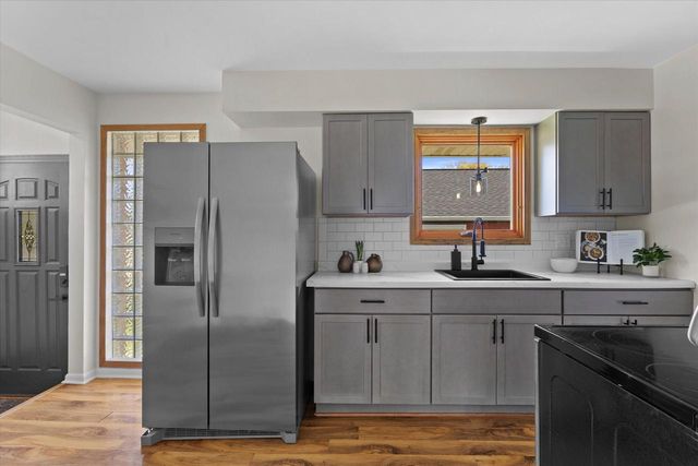 605 Sherman AVENUE, South Milwaukee, WI 53172
