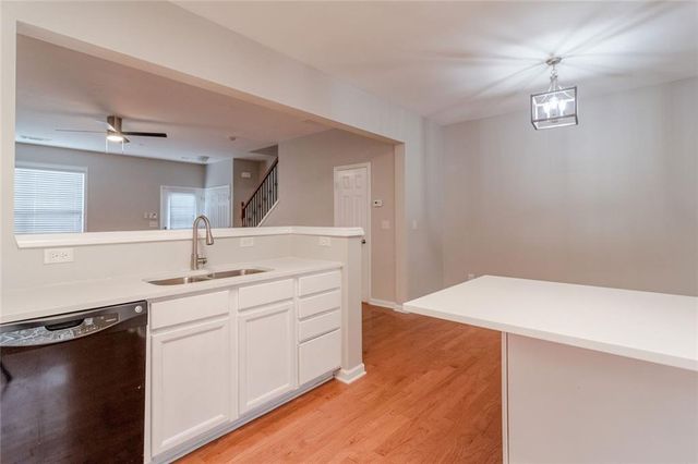 2285 Deerwood SW Drive, Atlanta, GA 30331