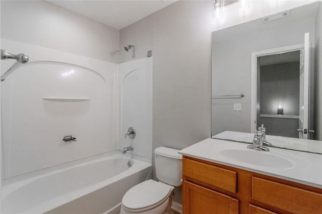 2285 Deerwood SW Drive, Atlanta, GA 30331