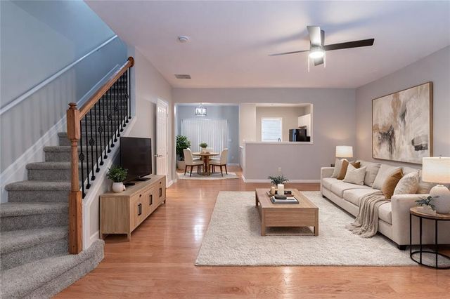 2285 Deerwood SW Drive, Atlanta, GA 30331