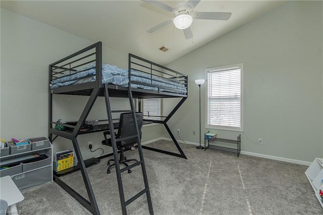 302 Geoffrey Way, Kernersville, NC 27284