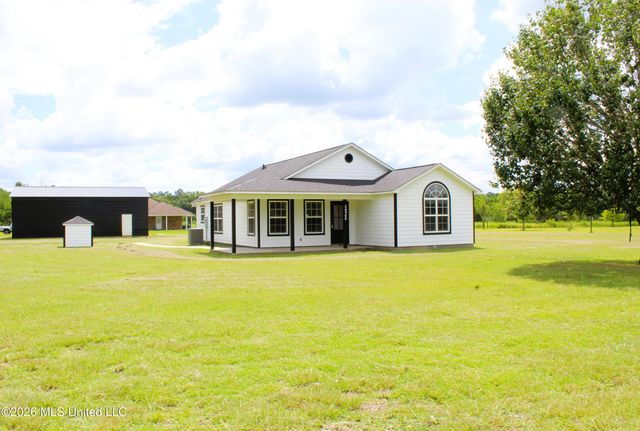 24900 Highway 613, Lucedale, MS 39452