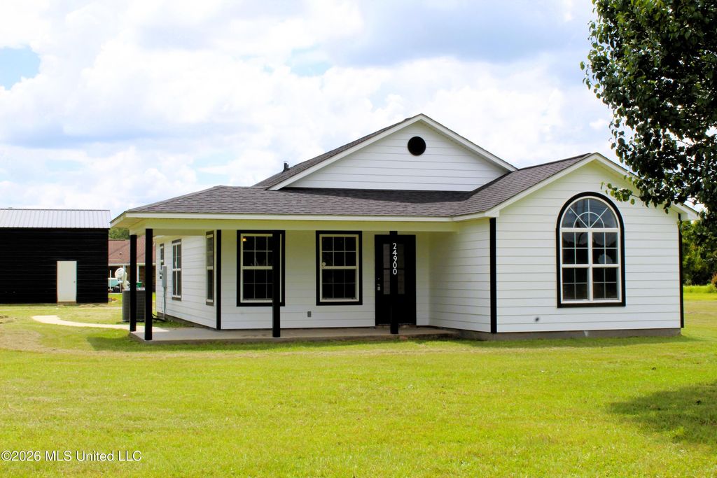 24900 Highway 613, Lucedale, MS 39452