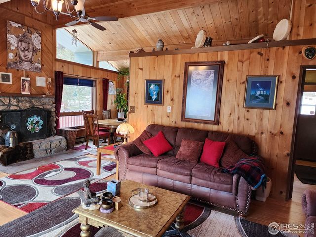 88 Pinyon Trl, Estes Park, CO 80517