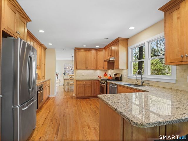 4490 Madison Avenue, Trumbull, CT 06611
