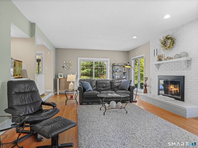 4490 Madison Avenue, Trumbull, CT 06611