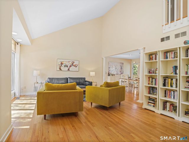 4490 Madison Avenue, Trumbull, CT 06611