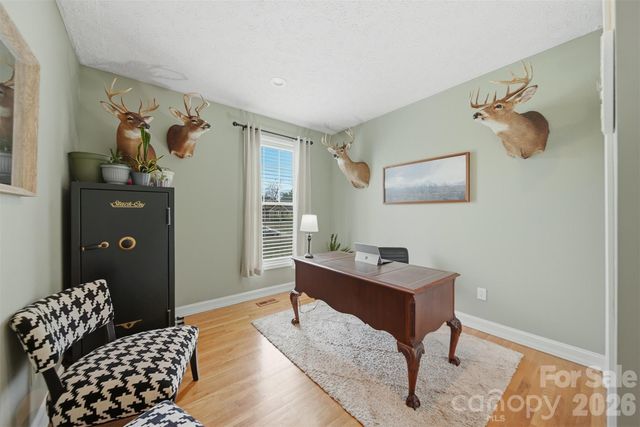 8 Morningside Drive, Granite Falls, NC 28630