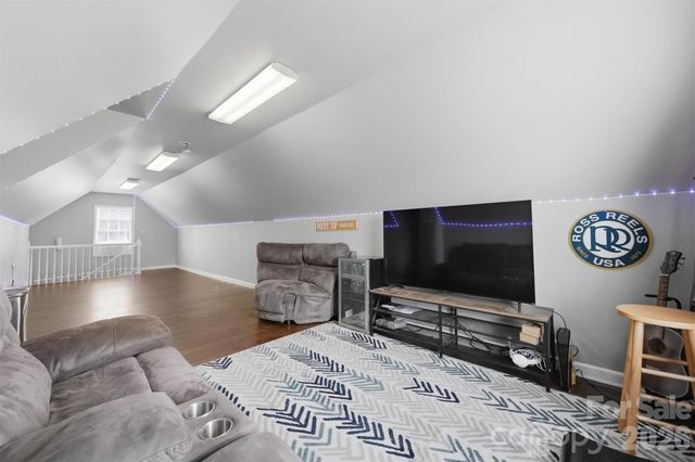 8 Morningside Drive, Granite Falls, NC 28630