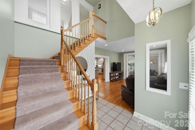 8 Morningside Drive, Granite Falls, NC 28630