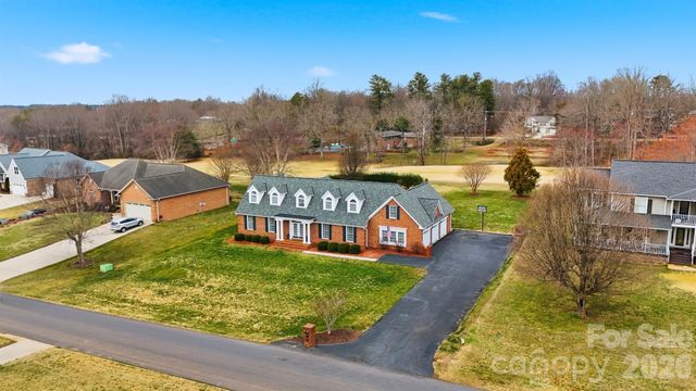 8 Morningside Drive, Granite Falls, NC 28630