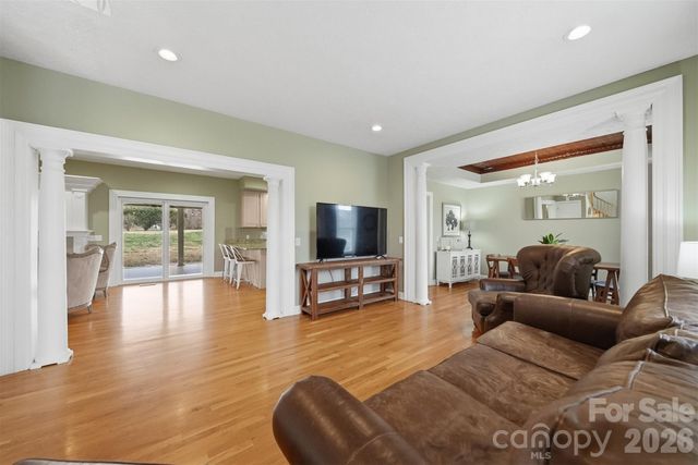 8 Morningside Drive, Granite Falls, NC 28630