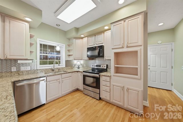 8 Morningside Drive, Granite Falls, NC 28630