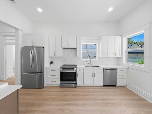 317 W FRANCES AVENUE, Tampa, FL 33602