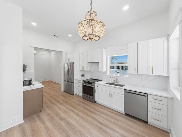 317 W FRANCES AVENUE, Tampa, FL 33602