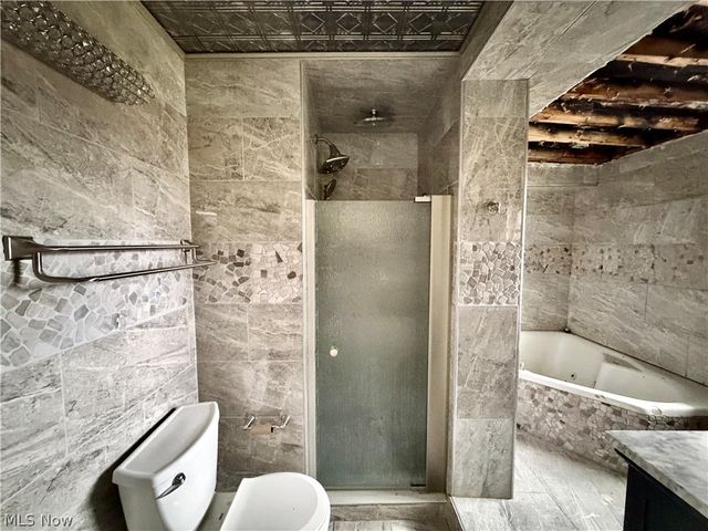 1766 Arthur Drive NW, Warren, OH 44485