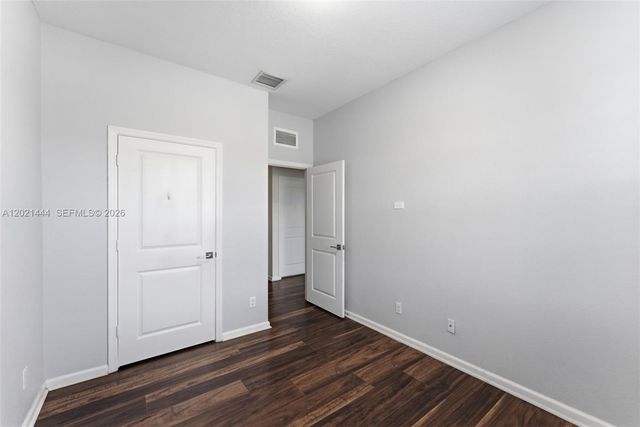 4032 NW 11th St 4032, Lauderhill, FL 33313
