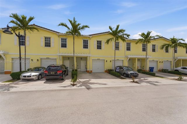 4032 NW 11th St 4032, Lauderhill, FL 33313