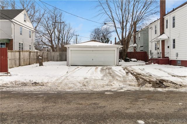 352 Davidson Avenue, Buffalo, NY 14215