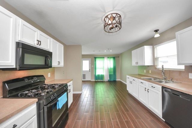 9014 Wildbird Lane, Humble, TX 77338