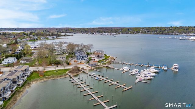 29 Dubois Drive 29, Stonington, CT 06355