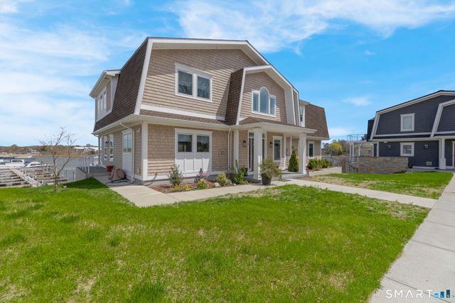 29 Dubois Drive 29, Stonington, CT 06355