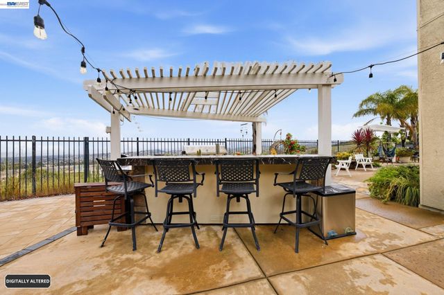 5336 Pacific Terrace Ct, Castro Valley, CA 94552