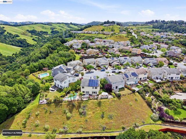 5336 Pacific Terrace Ct, Castro Valley, CA 94552