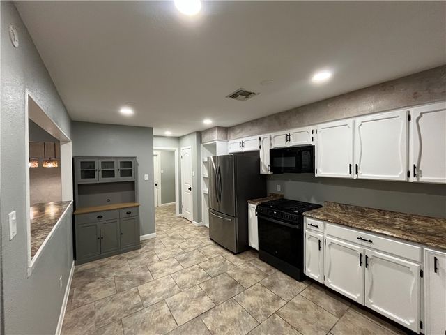 4123 Crenshaw Dr, Corpus Christi, TX 78413