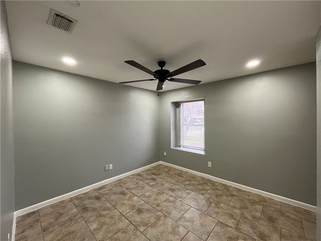 4123 Crenshaw Dr, Corpus Christi, TX 78413