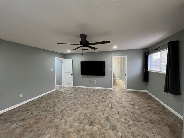 4123 Crenshaw Dr, Corpus Christi, TX 78413