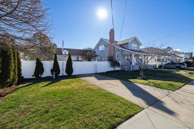 2971 Waverly Avenue, Oceanside, NY 11572