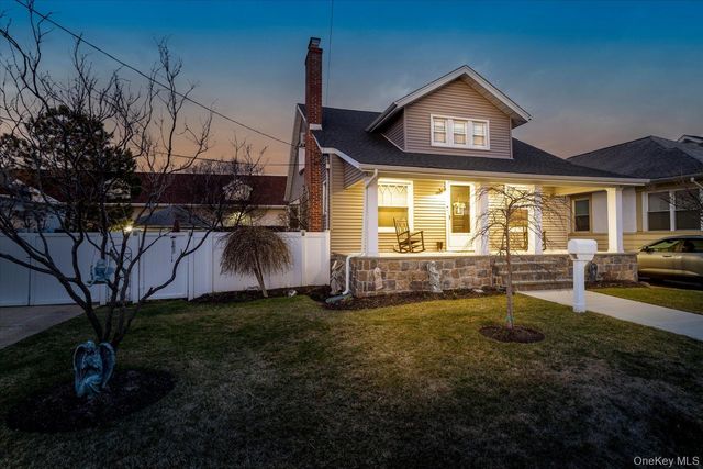 2971 Waverly Avenue, Oceanside, NY 11572