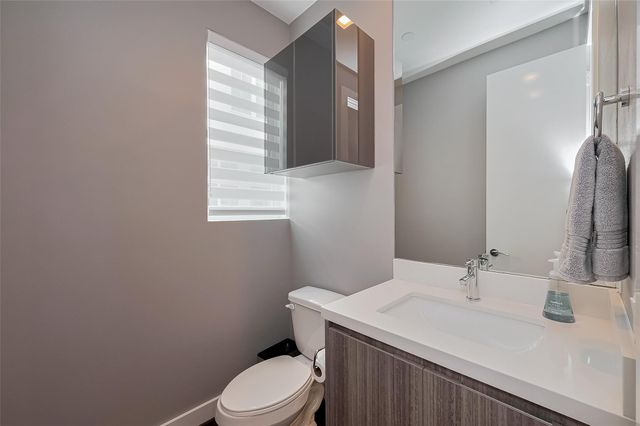 5919 E Post Oak Lane, Houston, TX 77055