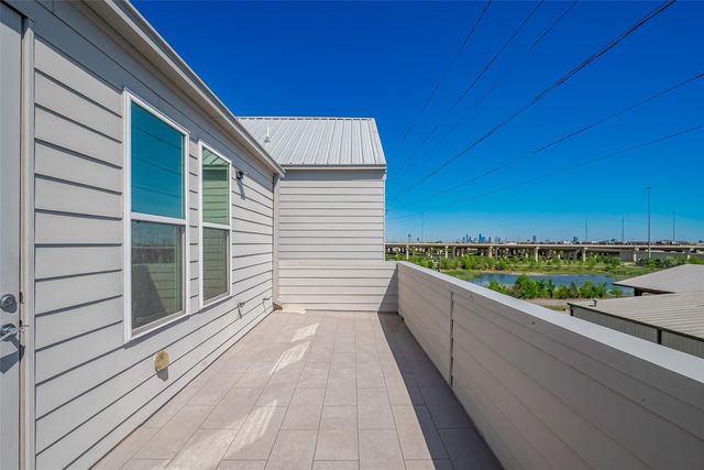 5919 E Post Oak Lane, Houston, TX 77055